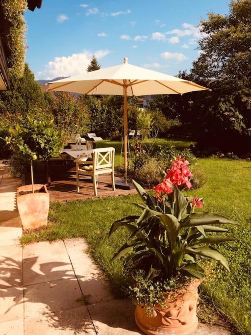 Charmantes Garten-Apartment: Erholung Im Chiemgau Unterwössen Buitenkant foto